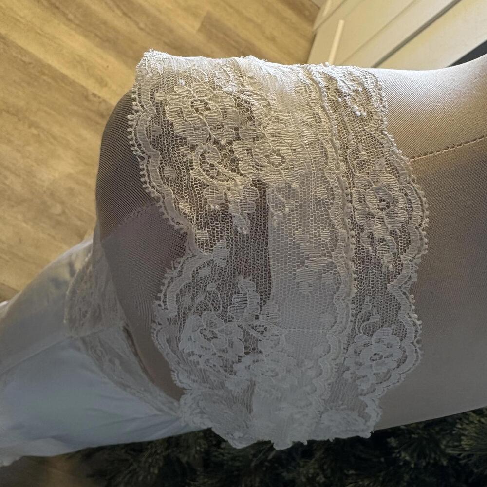 Vintage 1950's Fischer Heavenly Ivory Satin Lace Nightgown M - Picture 6 of 8